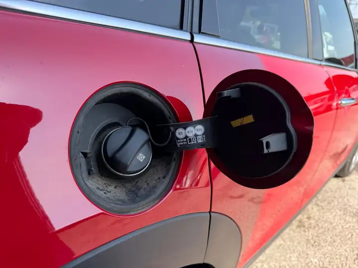 Mini Cooper Hatch 5 Portes Cooper 136 ch Finition Chili — photo 37