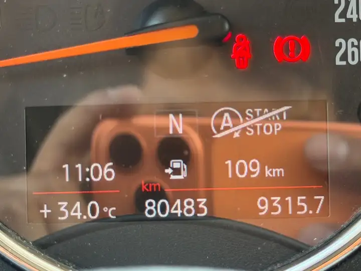Mini Cooper Hatch 5 Portes Cooper 136 ch Finition Chili — photo 21