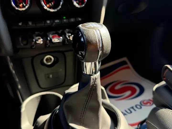 Mini Cooper Hatch 5 Portes Cooper 136 ch Finition Chili — photo 24