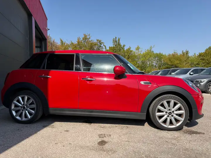 Mini Cooper Hatch 5 Portes Cooper 136 ch Finition Chili — photo 28