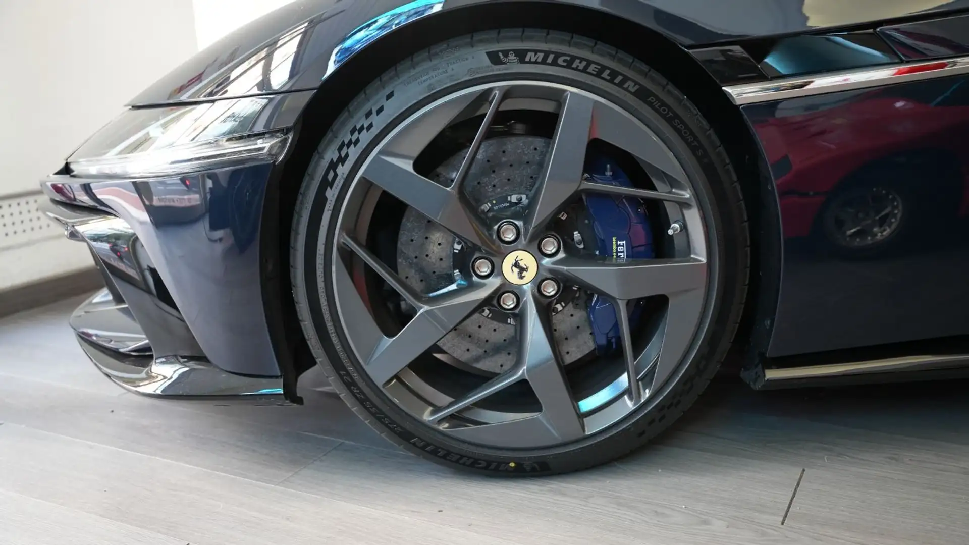 Ferrari 12 Cilindri 12Cilindri 6.5 V12 830ch Azul - 1