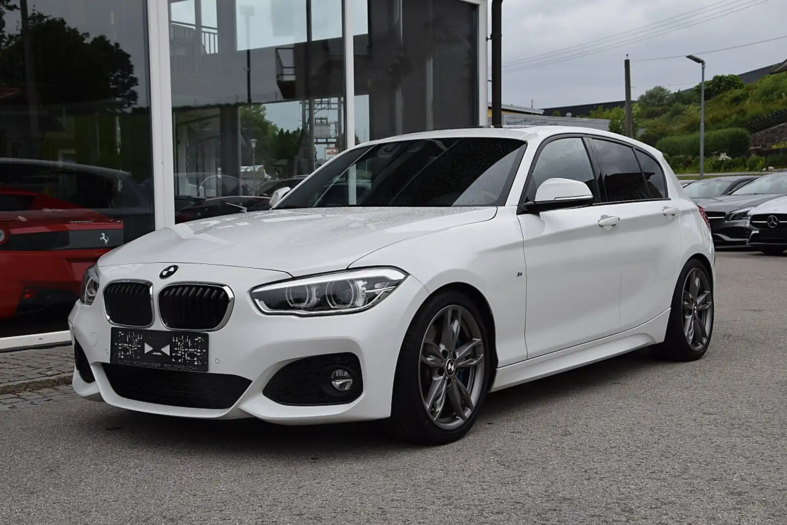 BMW 120 d xDrive M Sport Weiß - 2