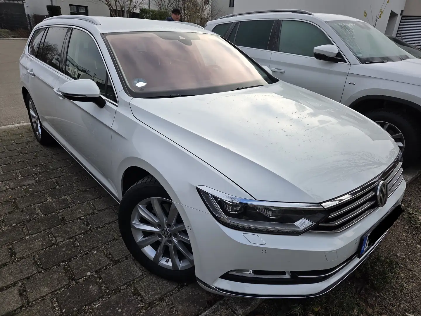Volkswagen Passat Variant 2.0 TDI DSG (BlueMotion Technology) Highline - 1