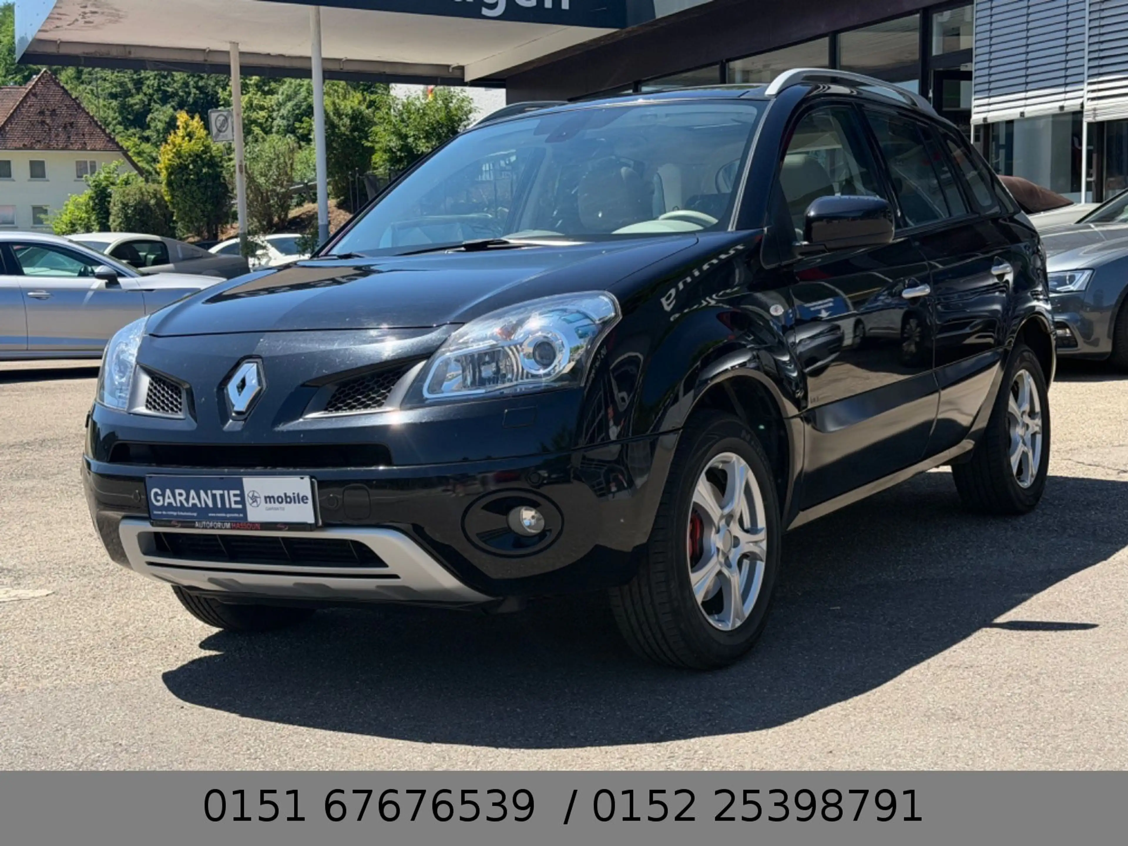 Renault Koleos Luxe TÜV  BOSE Schiebedach PDC AHK
