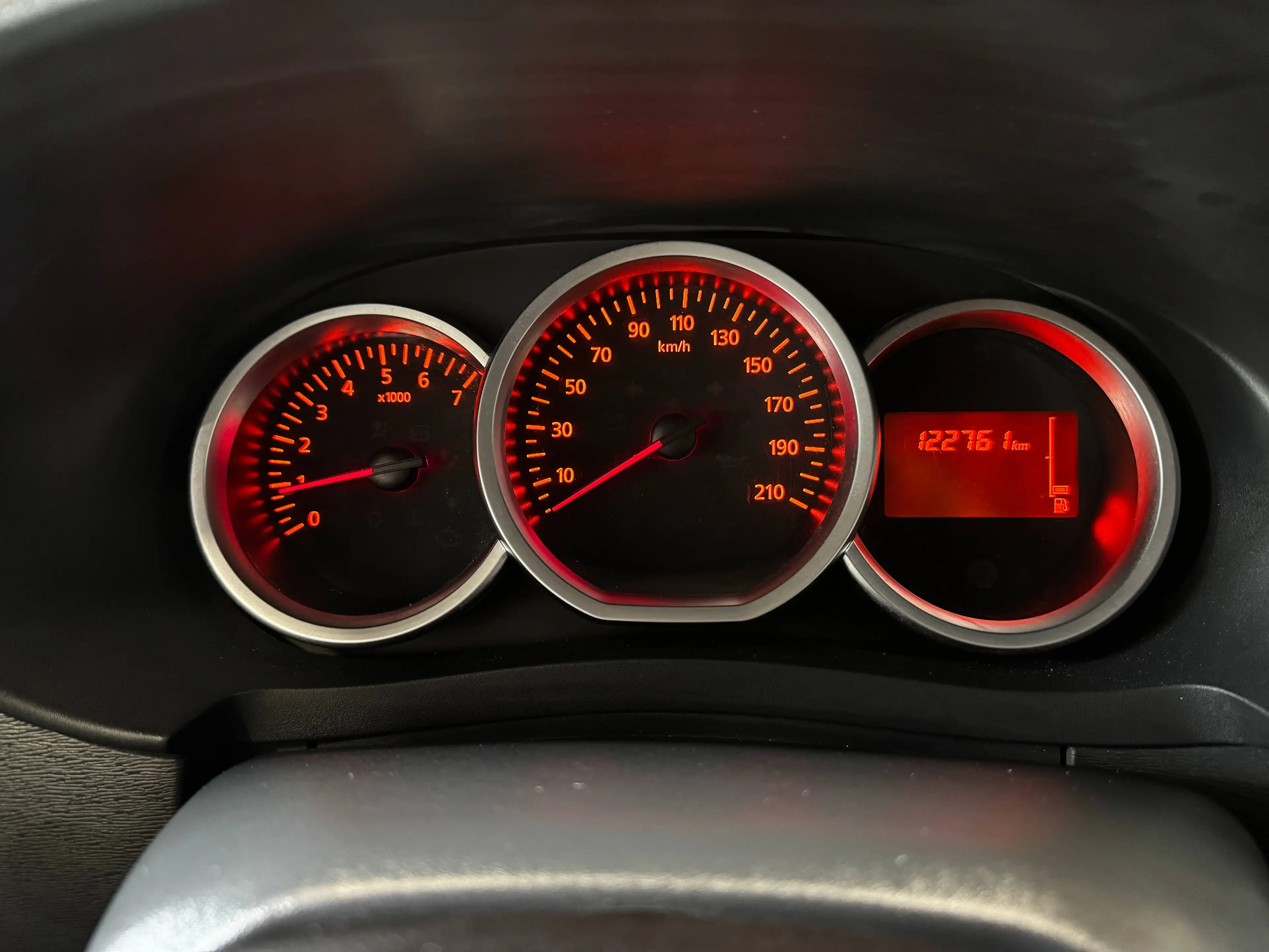 Dacia Lodgy Stepway Celebration TCe115   7-Sitzer  WR  Navi — photo 5