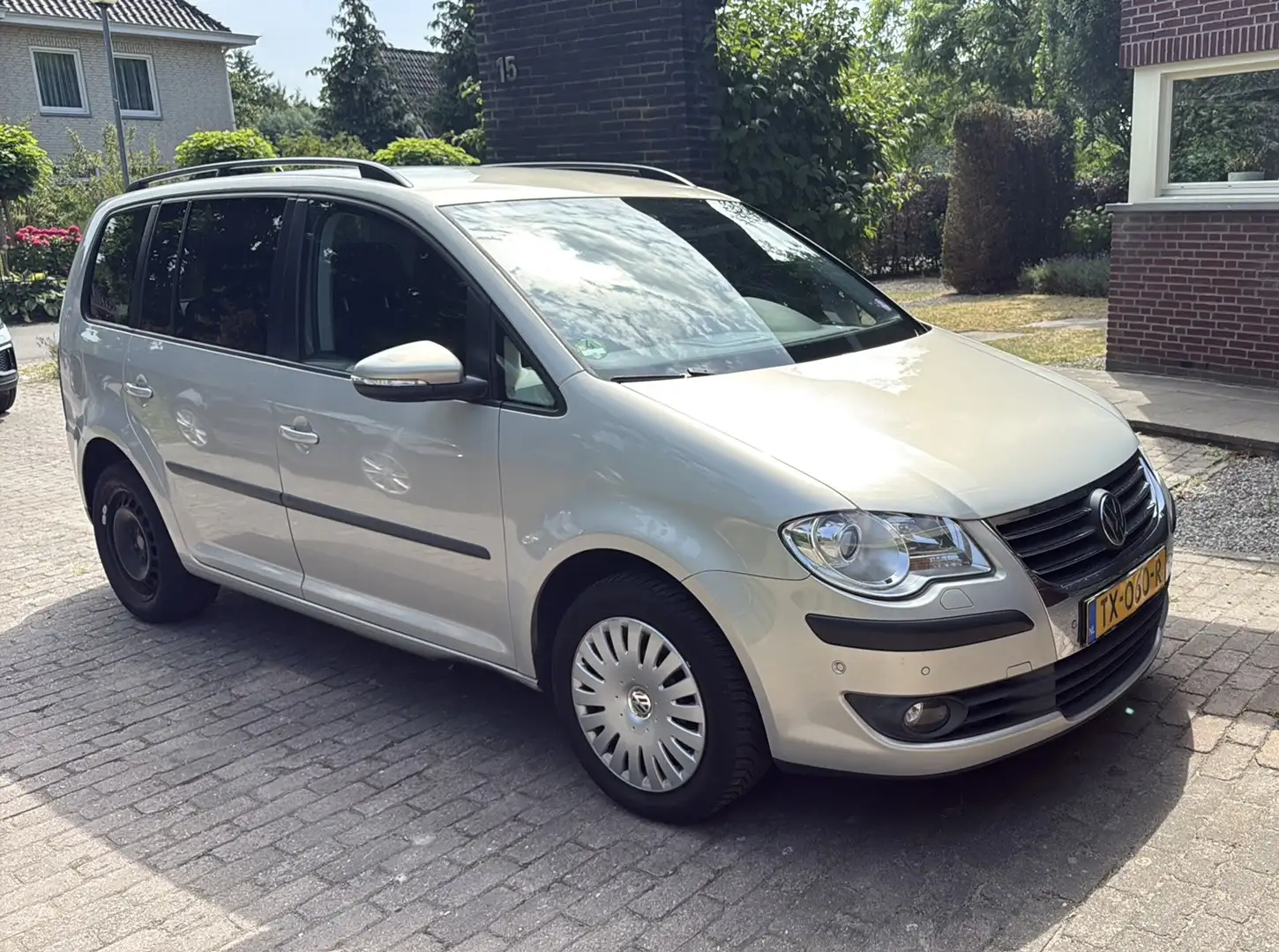 Volkswagen Touran 1.4 TSI Comfortline Grijs - 1