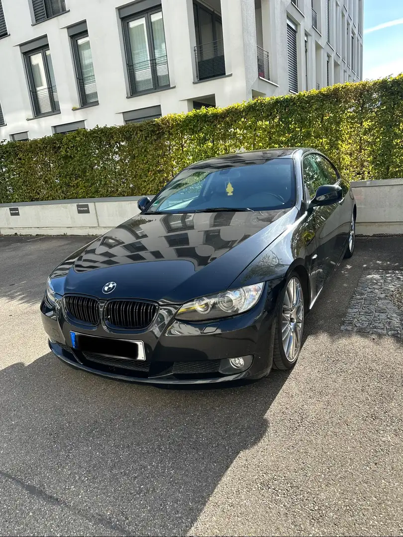 BMW 320 320i Coupe Schwarz - 2