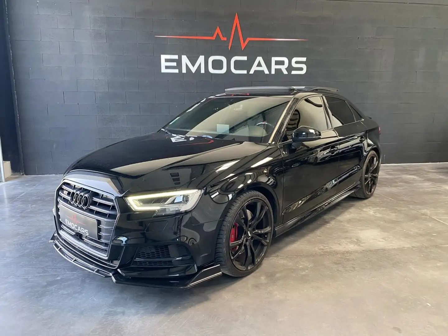 Audi A3 S3 Sedan 2.0 TFSi 300 Schwarz - 2