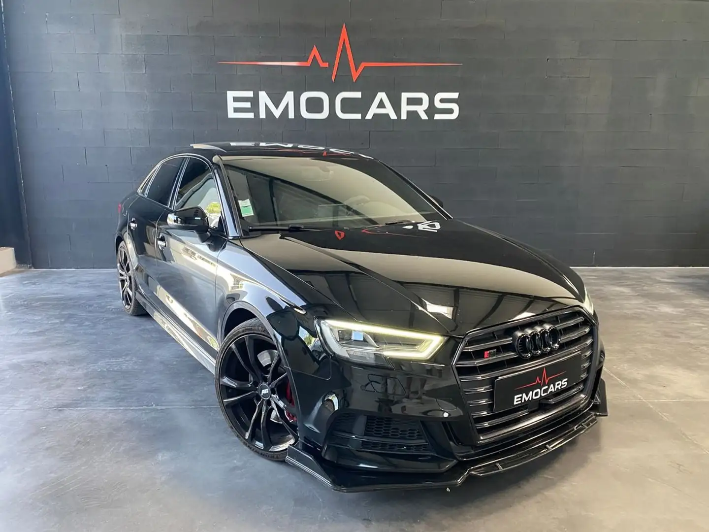 Audi A3 S3 Sedan 2.0 TFSi 300 Schwarz - 1