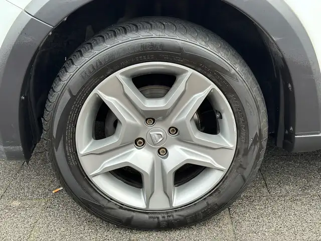 Dacia Logan view 7