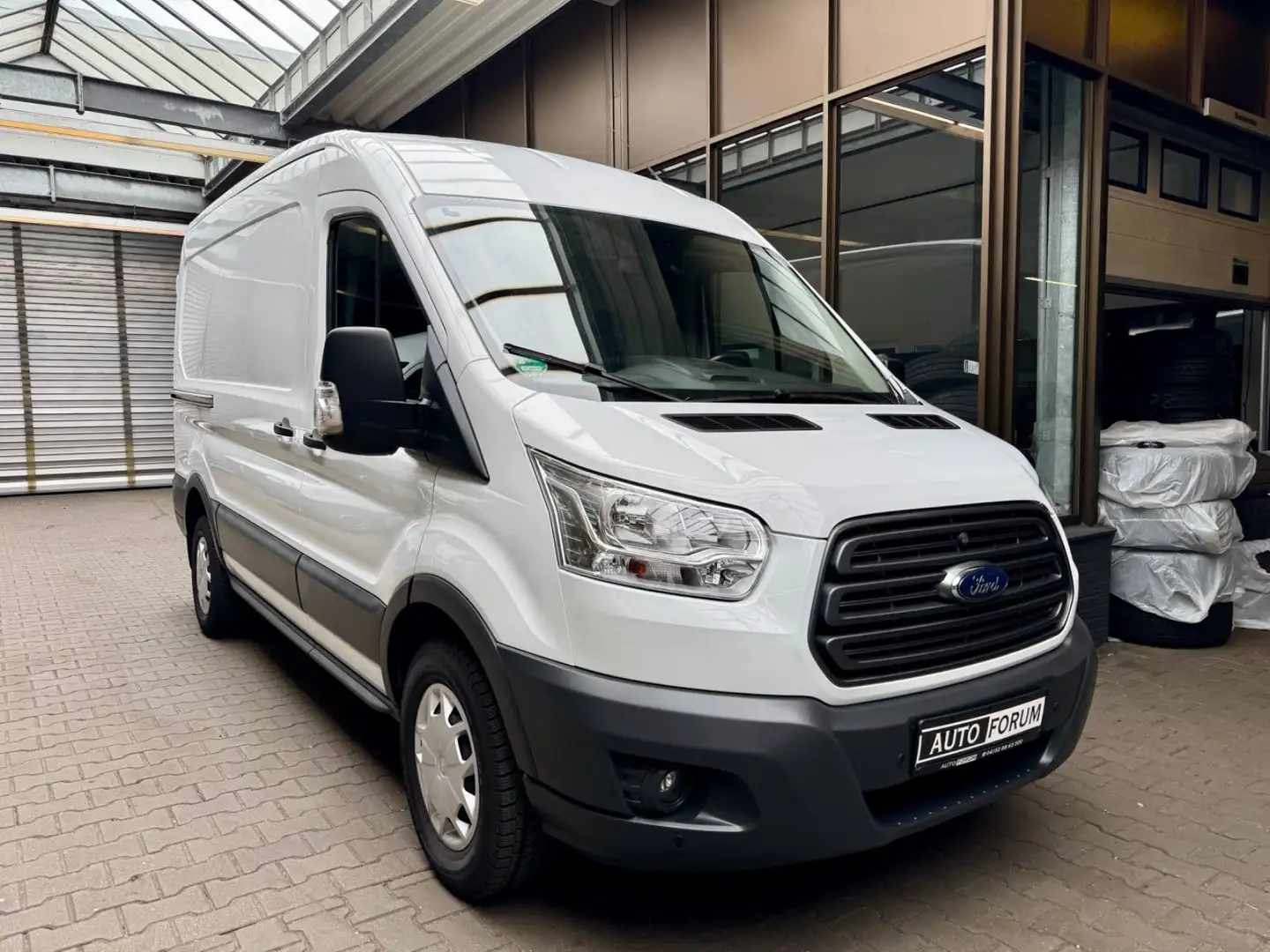 Ford Transit 2.0 D L2H2 3,5t NAVI KLIMA TEMPOMAT CAM Blanc - 2