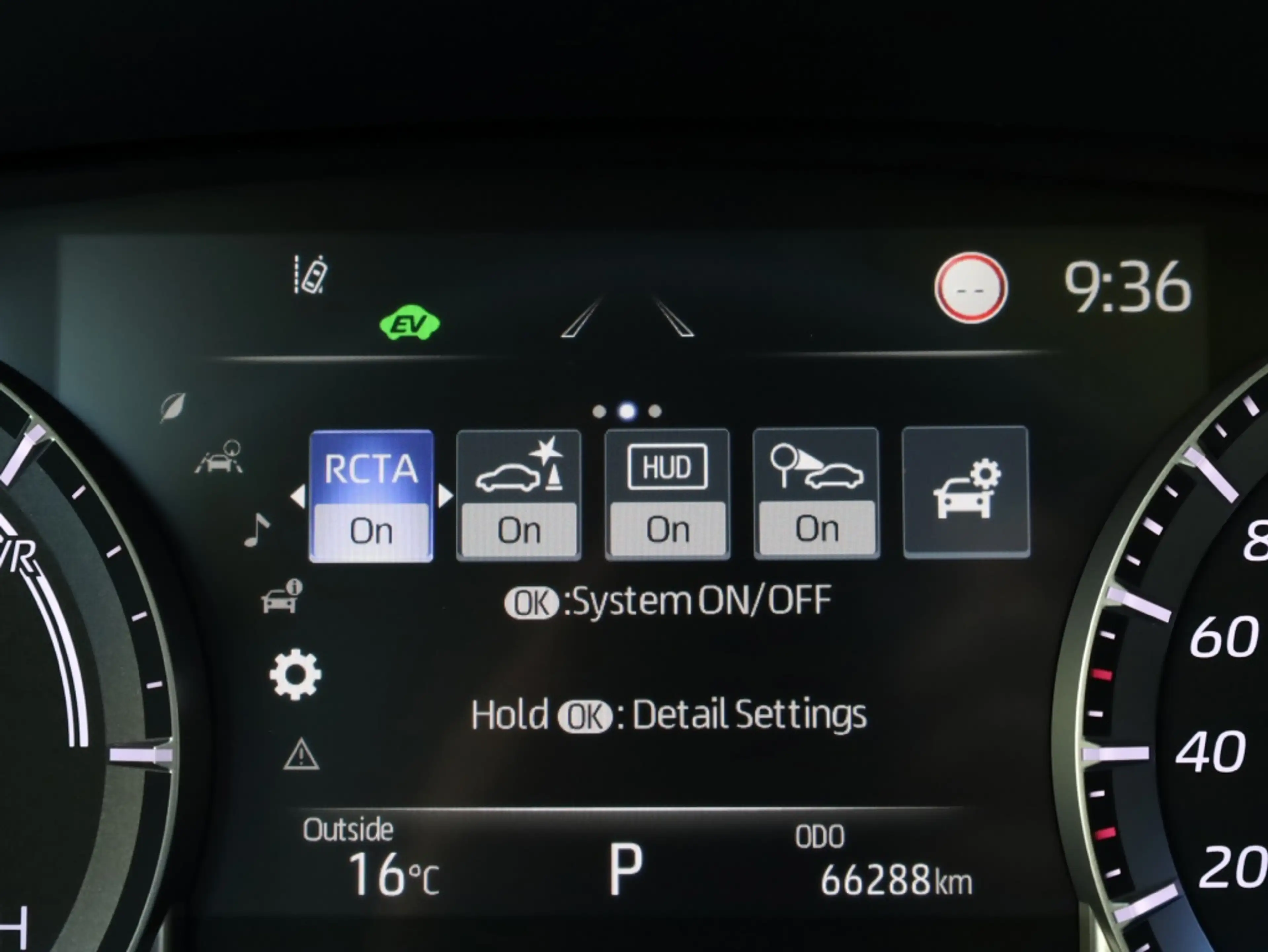 Toyota Highlander 2.5 AWD Hybrid Premium | Panoramadak | 360 Camera — photo 38