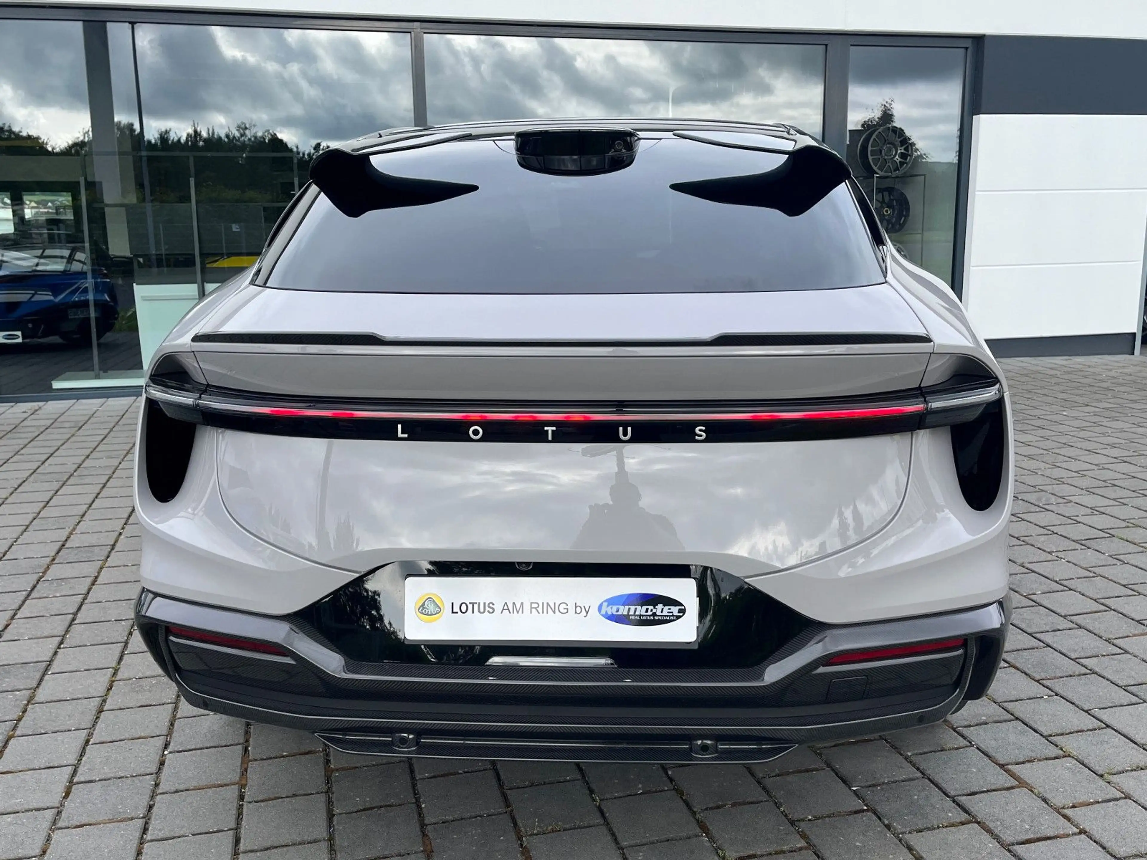 Lotus Eletre S - Full Carbon Pack Int- & Exterieur,23" — photo 6
