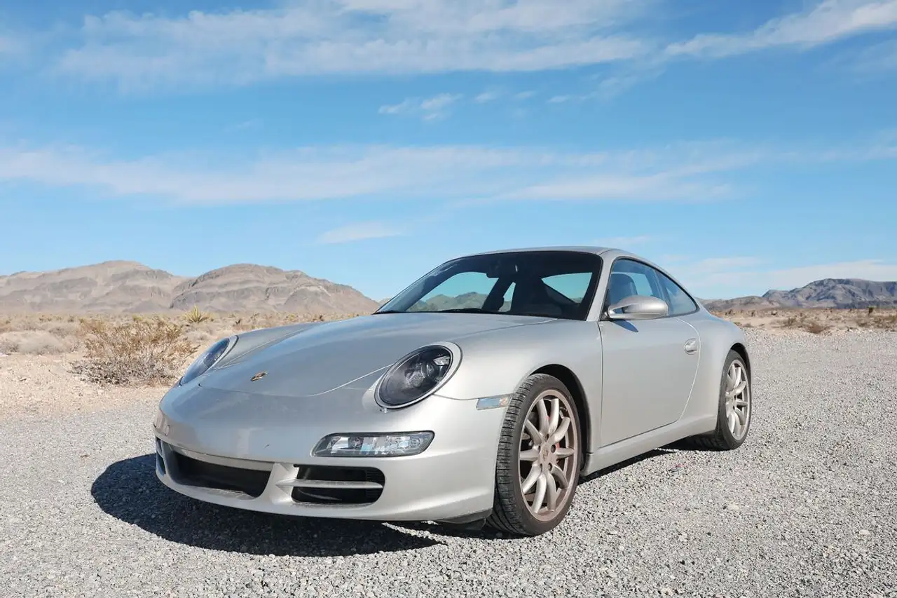 Porsche 911 снимка Porsche 911
