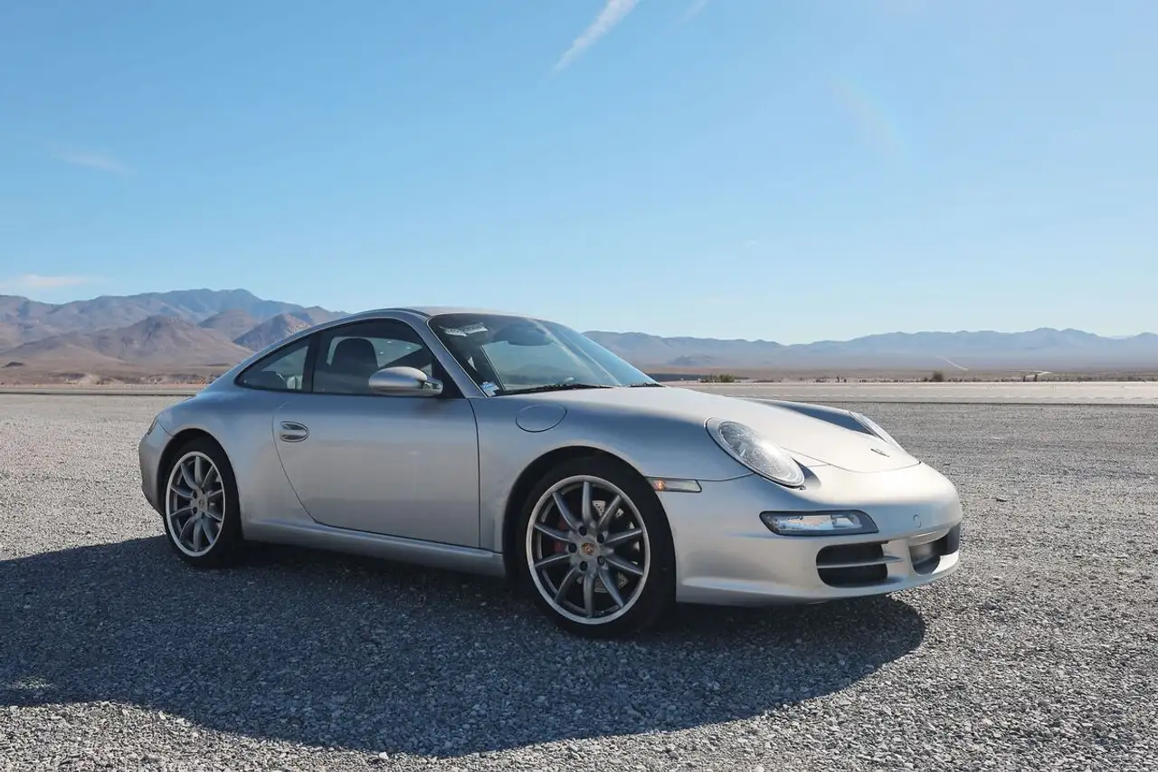 Porsche 911 снимка Porsche 911