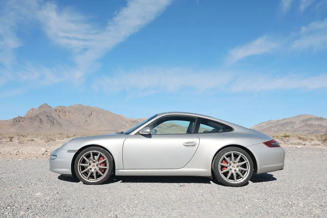 Porsche 911 снимка Porsche 911