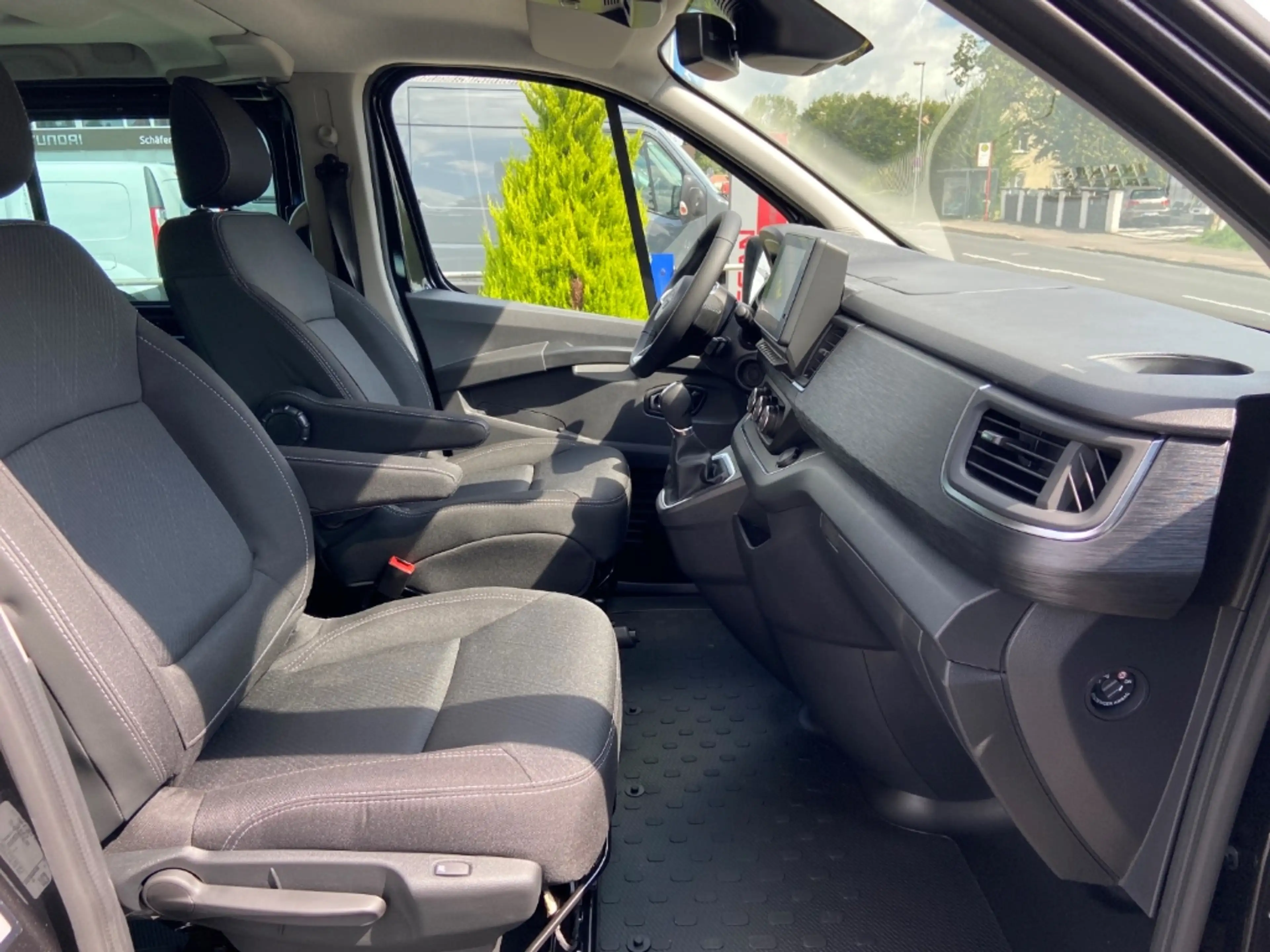 Nissan Primastar Kombi TEKNA L1H1 2,8t dci170 DCT 2ST BES+ Design-P — photo 5