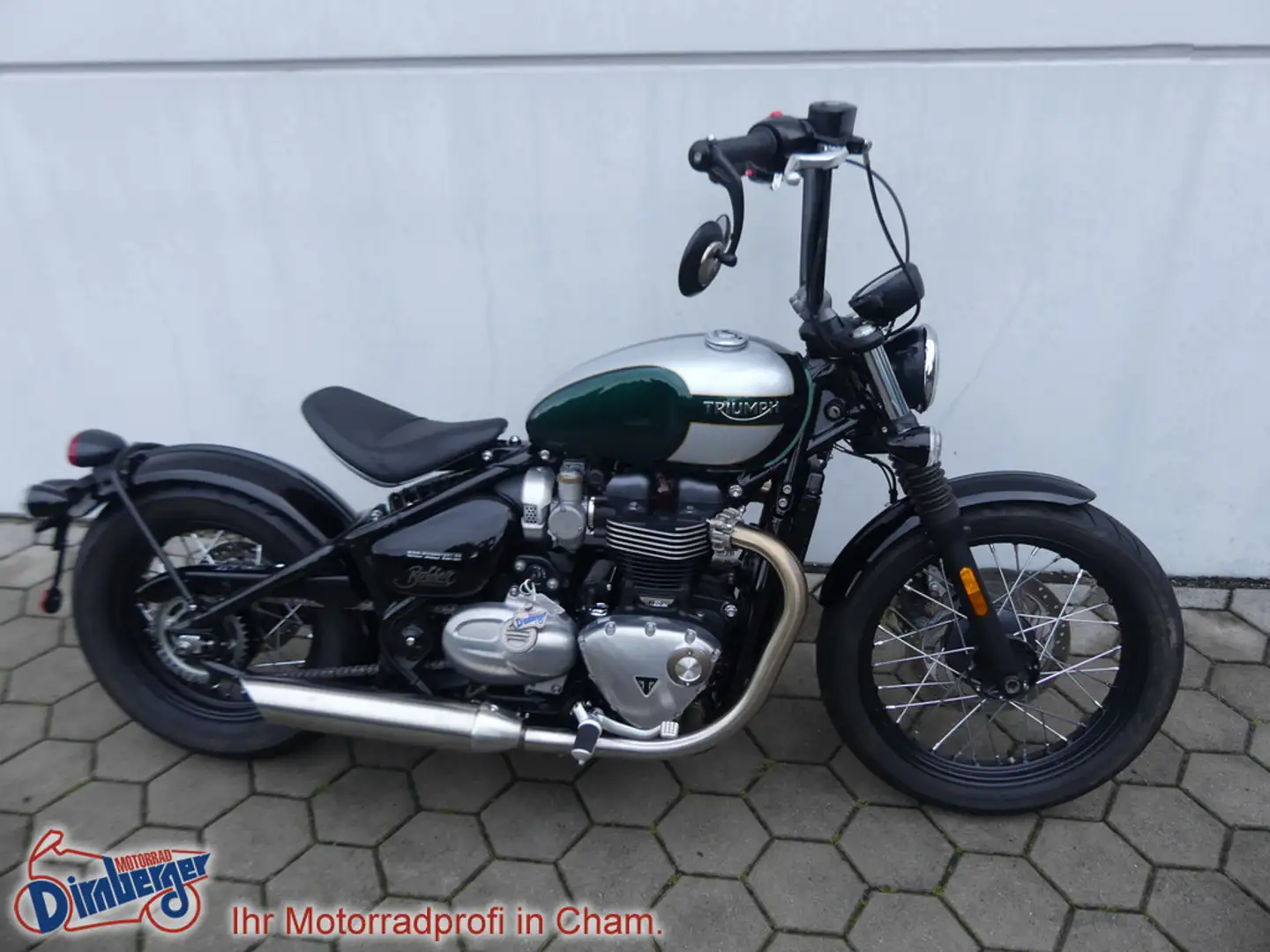 Triumph Bonneville Bobber 1200 1.Hand wie neu Zubehör Verde - 1