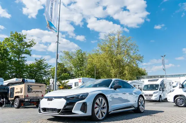 Audi RS e-tron GT e-tron GT RS *Carbon*AssistenzPlus*NP175T€*