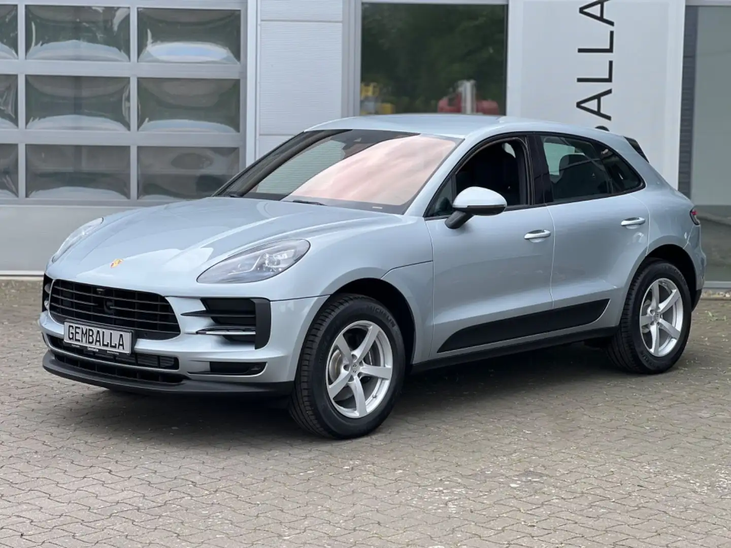 Porsche Macan MACAN, NEUWAGEN, COC, BRD, MY 2020 Zilver - 1