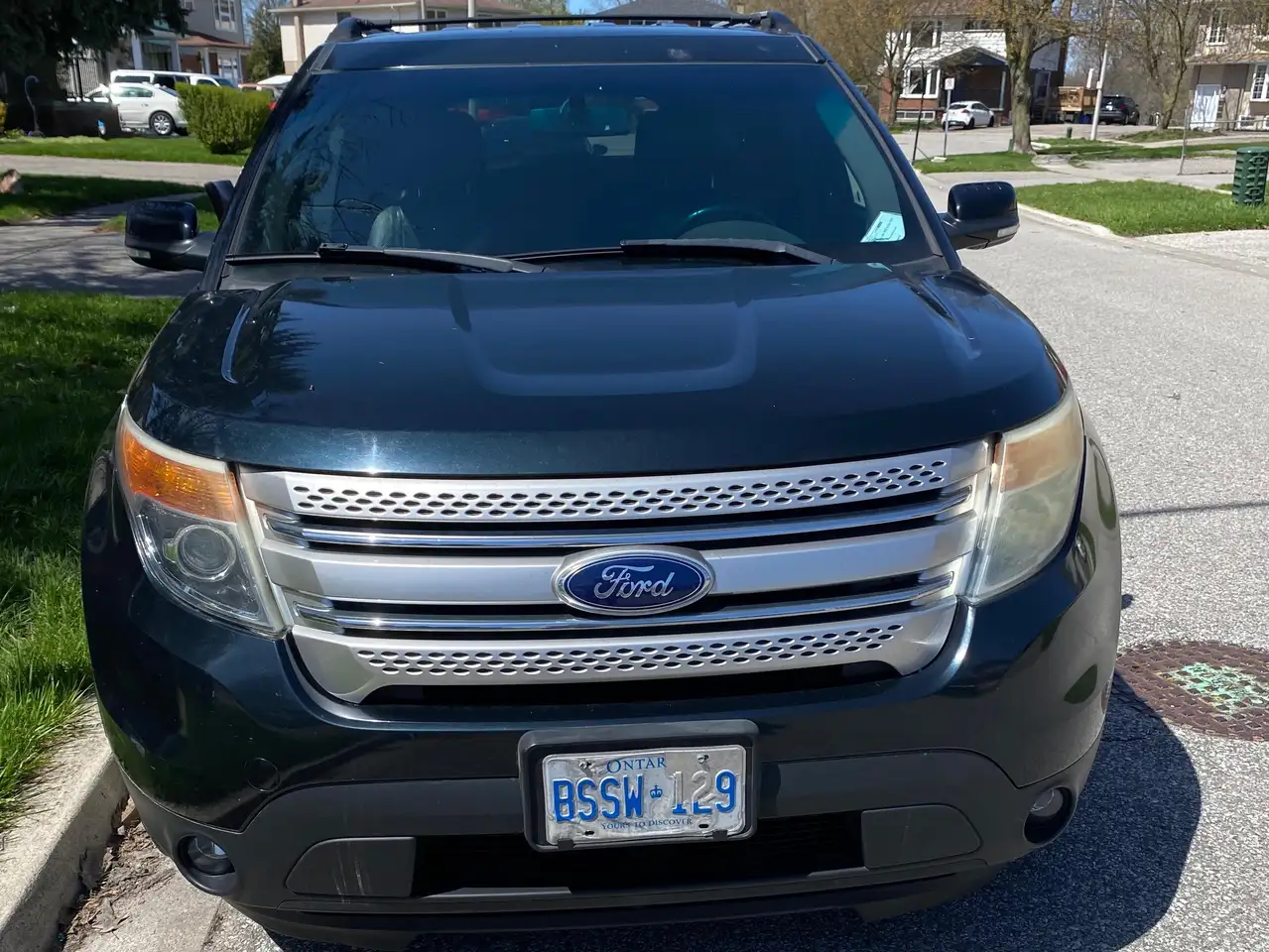 Ford Explorer снимка Ford Explorer
