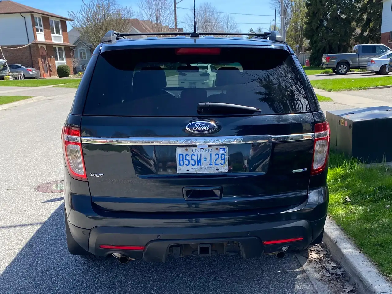Ford Explorer снимка Ford Explorer