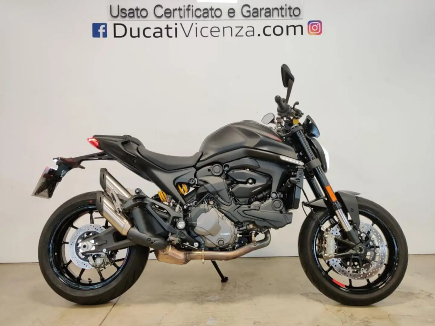 Ducati Monster 937 + DARK STEALTH Negro - 1