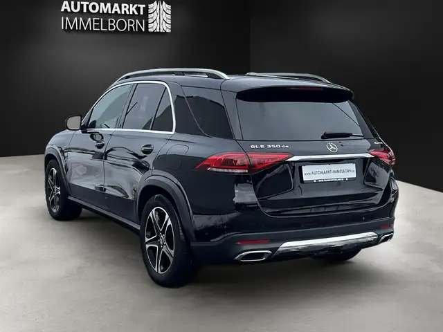 Mercedes-Benz GLE view 5