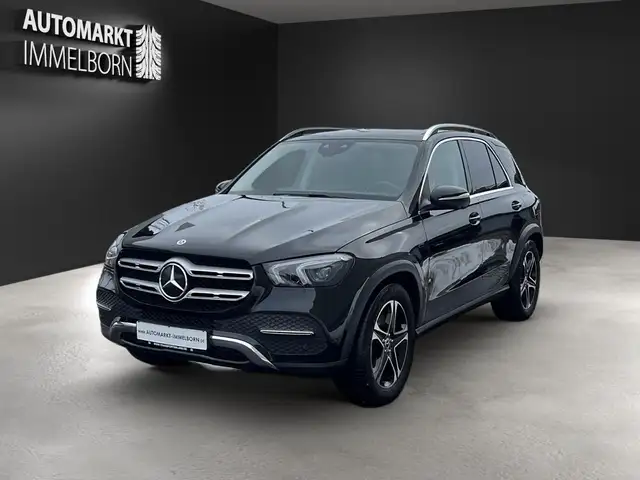 Mercedes-Benz GLE view 4