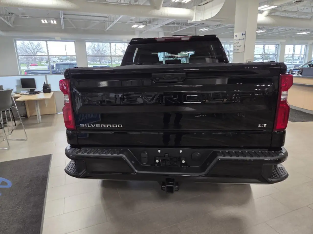 Chevrolet Silverado 1500 снимка Chevrolet Silverado 1500