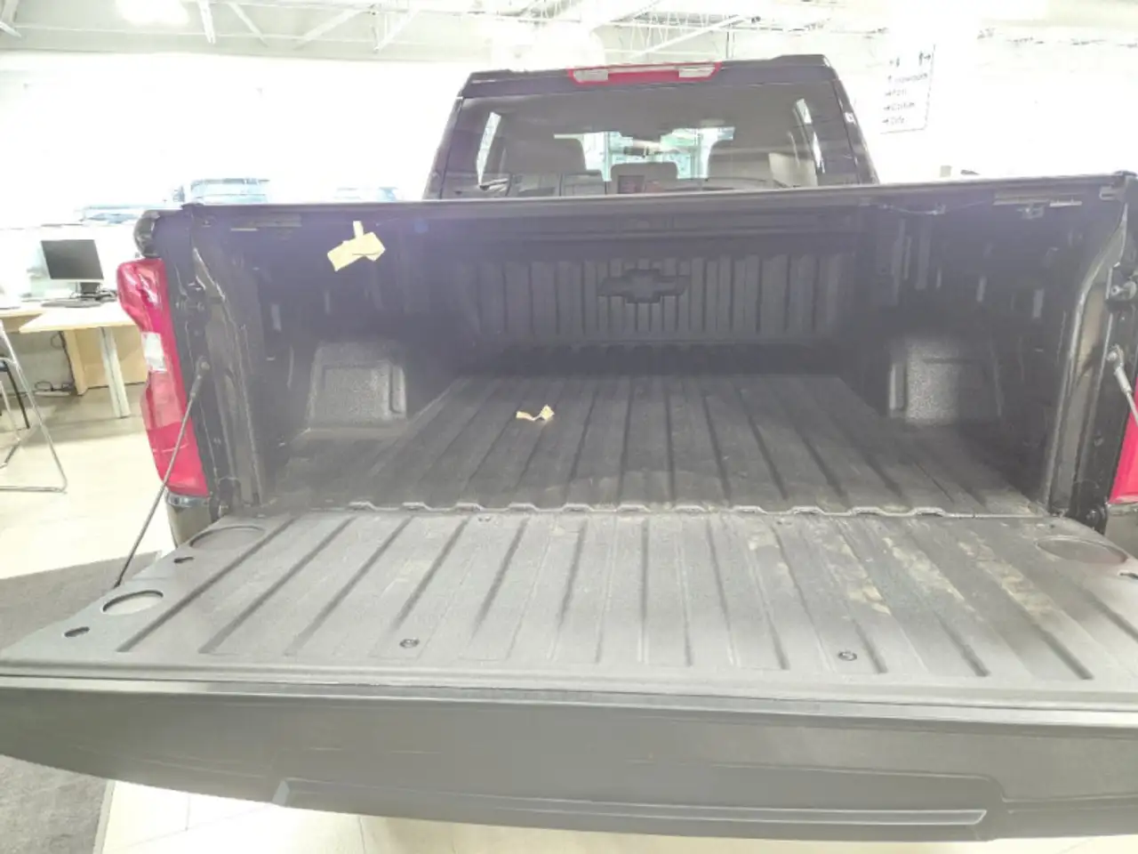 Chevrolet Silverado 1500 снимка Chevrolet Silverado 1500