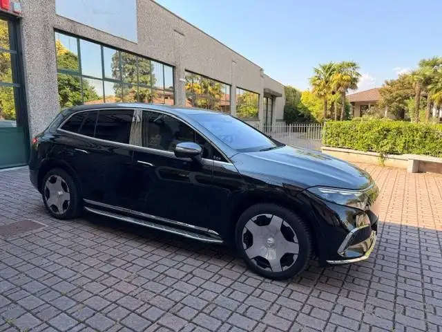 Mercedes-Benz EQS SUV