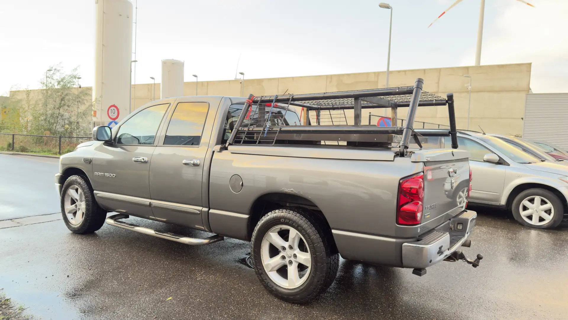 Dodge RAM Pickup 4.7 V8 LPG, LICHTE VRACHT zitplaats 6 Grijs - 2