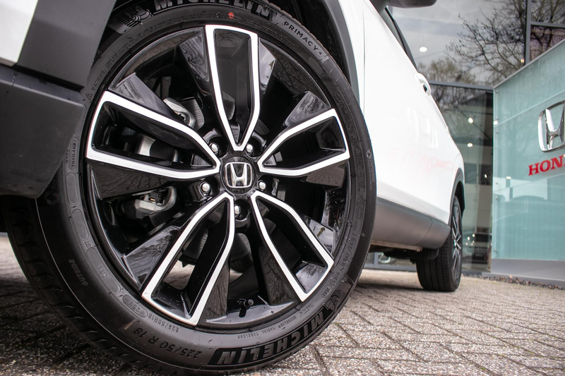 Honda HR-V 1.5 e:HEV Elegance - Honda Sensing | Apple cp/Andr — photo 15