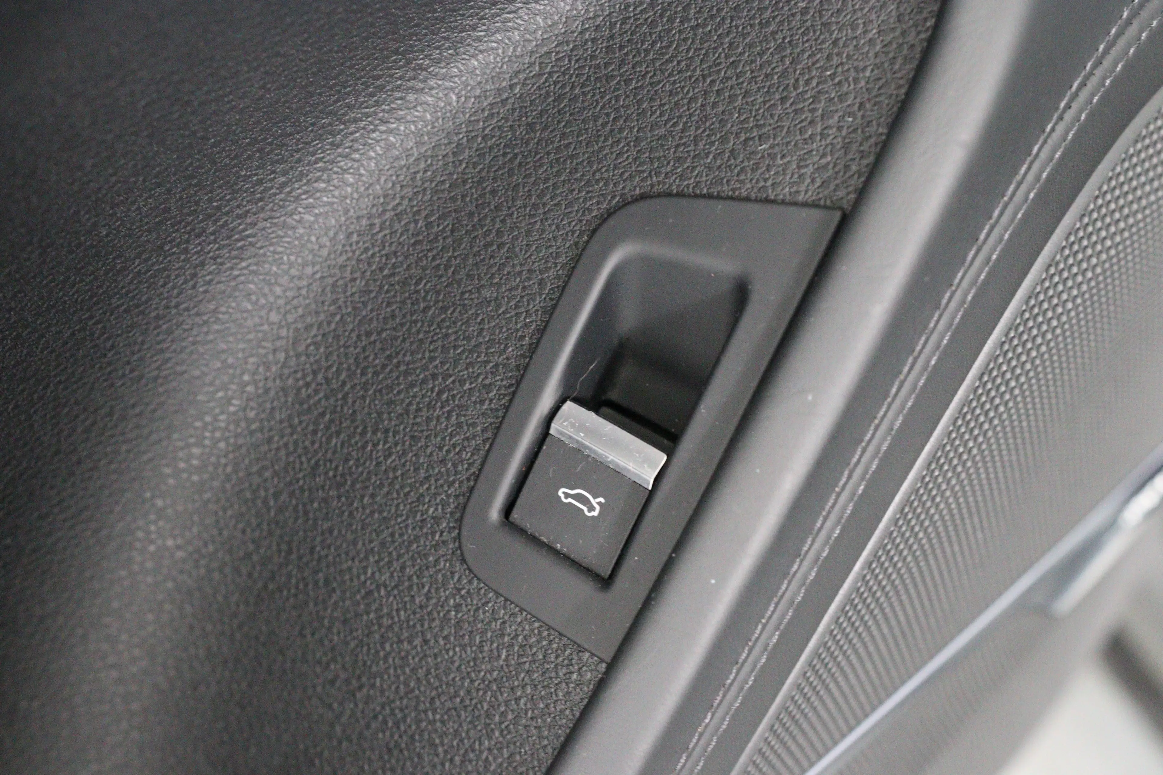 Audi Q7 e-tron 3.0 TDI quattro Sport | Trekhaak | Elektrisch Pano — photo 35