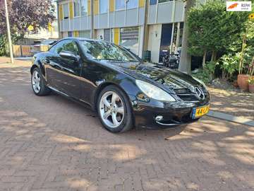 AUTOMAAT/ mooie en nette auto / leuke auto