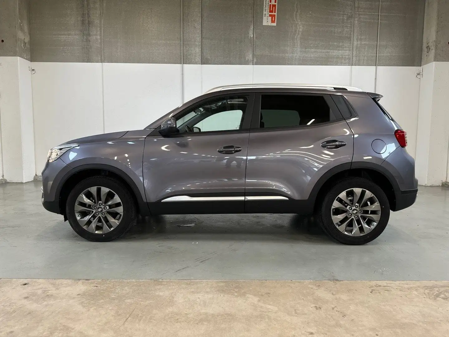 DR Automobiles DR4.0 1.5 GPL Gris - 2