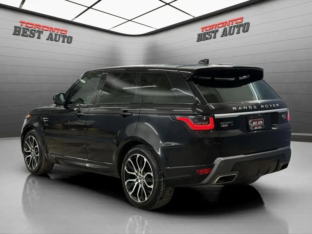 Land Rover Range Rover Sport снимка Land Rover Range Rover Sport