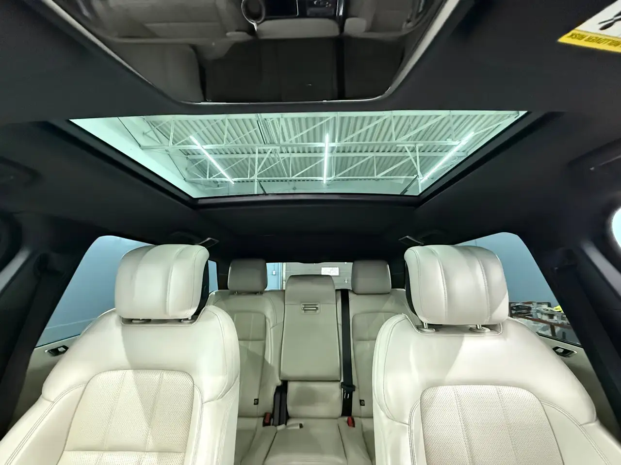 Land Rover Range Rover Sport снимка Land Rover Range Rover Sport
