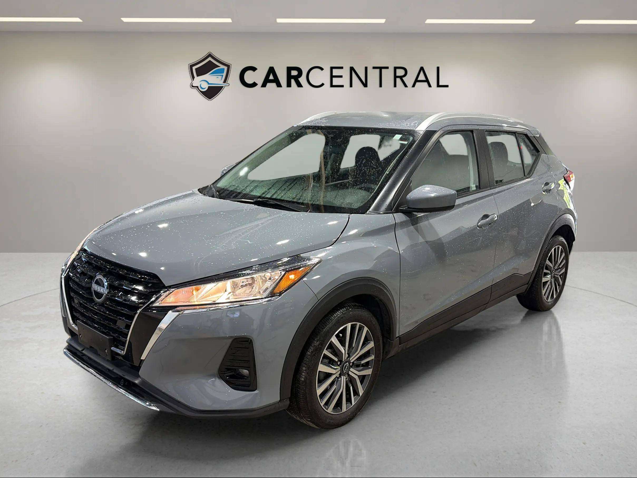 Gray 2024 Nissan Kicks SV FWD SUV / Crossover Front-Wheel Drive Automatic