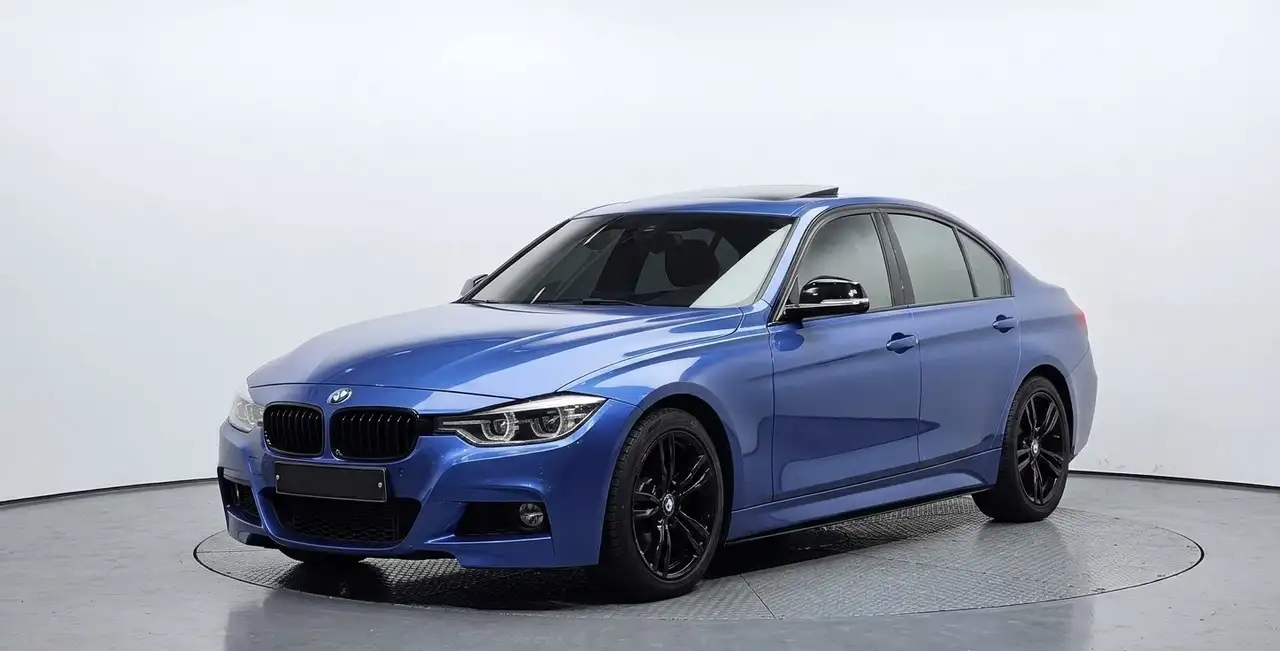 BMW 320