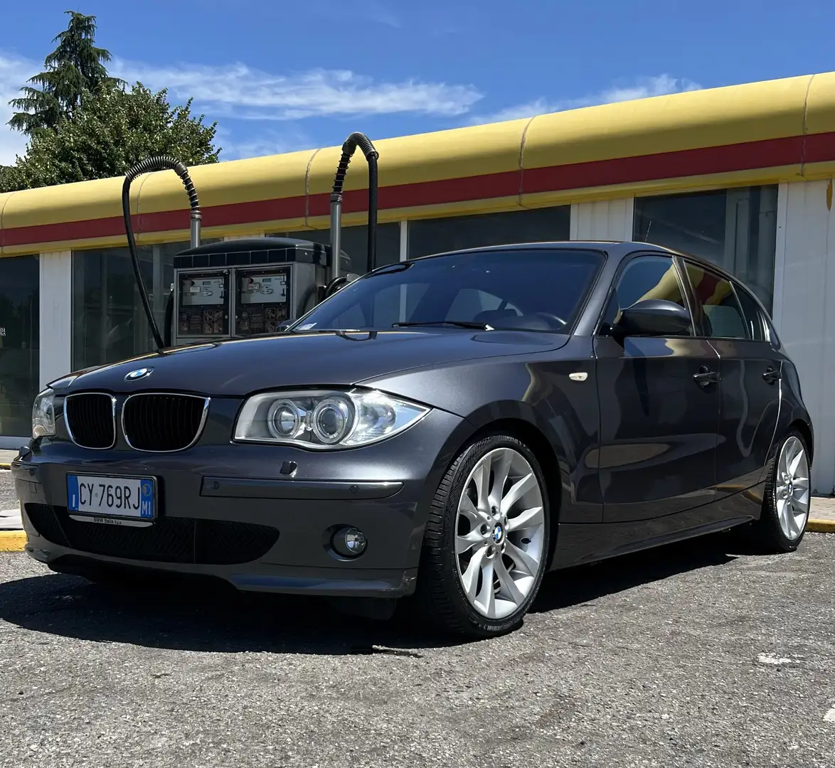 BMW 120 120d Futura - 2