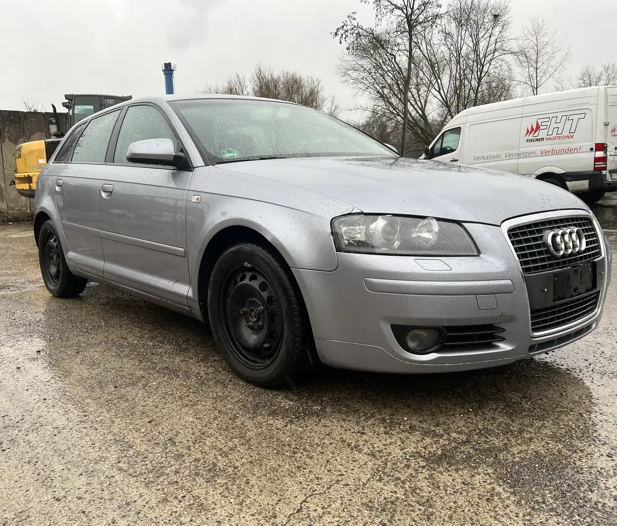 Audi A3 2.0 FSI Ambition Grau - 1