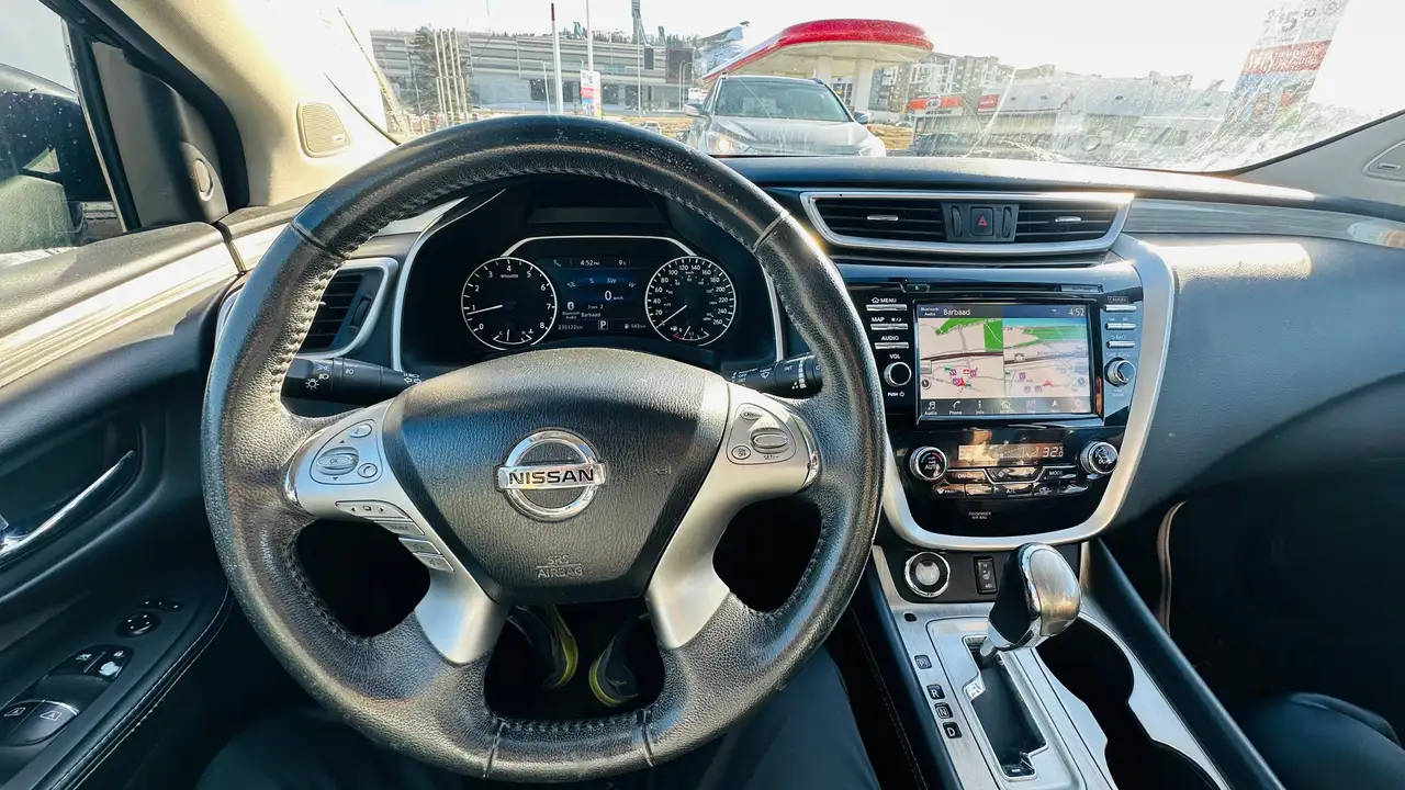 Nissan Murano снимка Nissan Murano