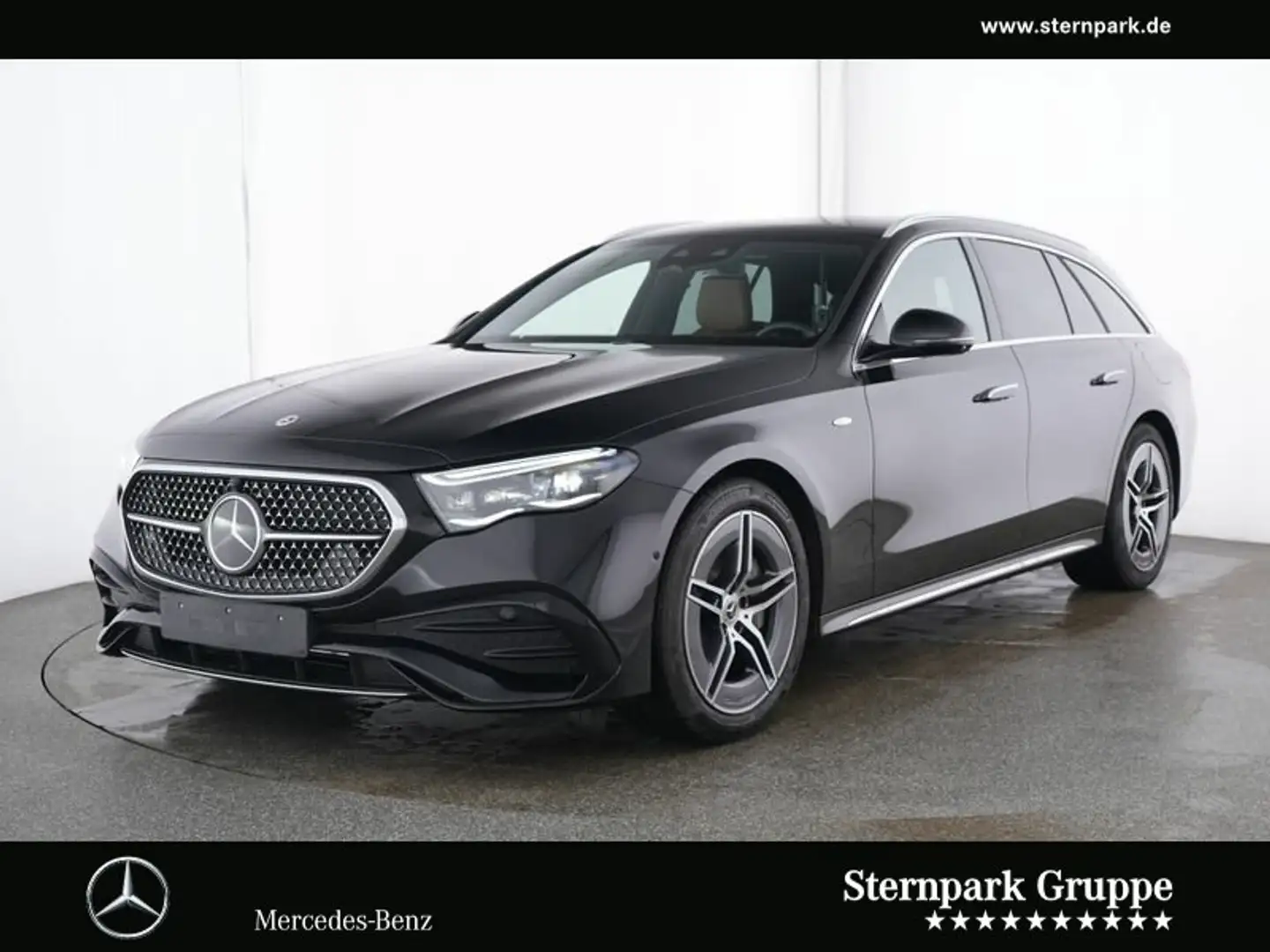 Mercedes-Benz E 300 E 300 de T AMG Premium +AHK+360°+Burmester+Keyl. Noir - 1