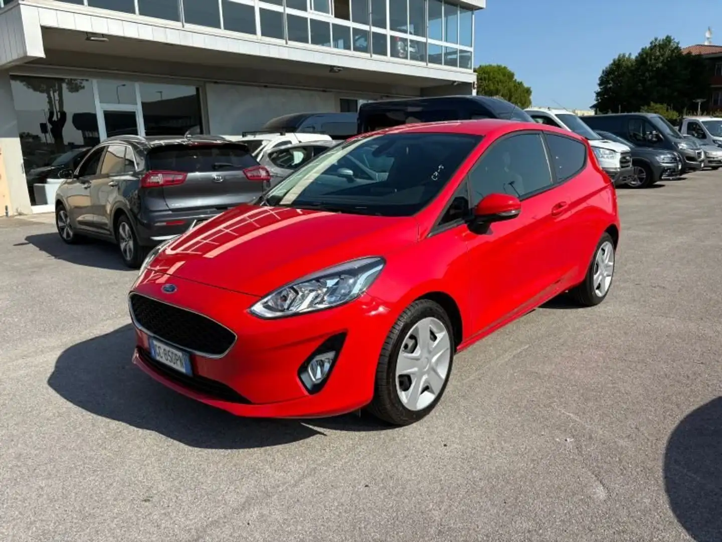 Ford Fiesta VAN 1.1 BENZINA 75CV Rosso - 1