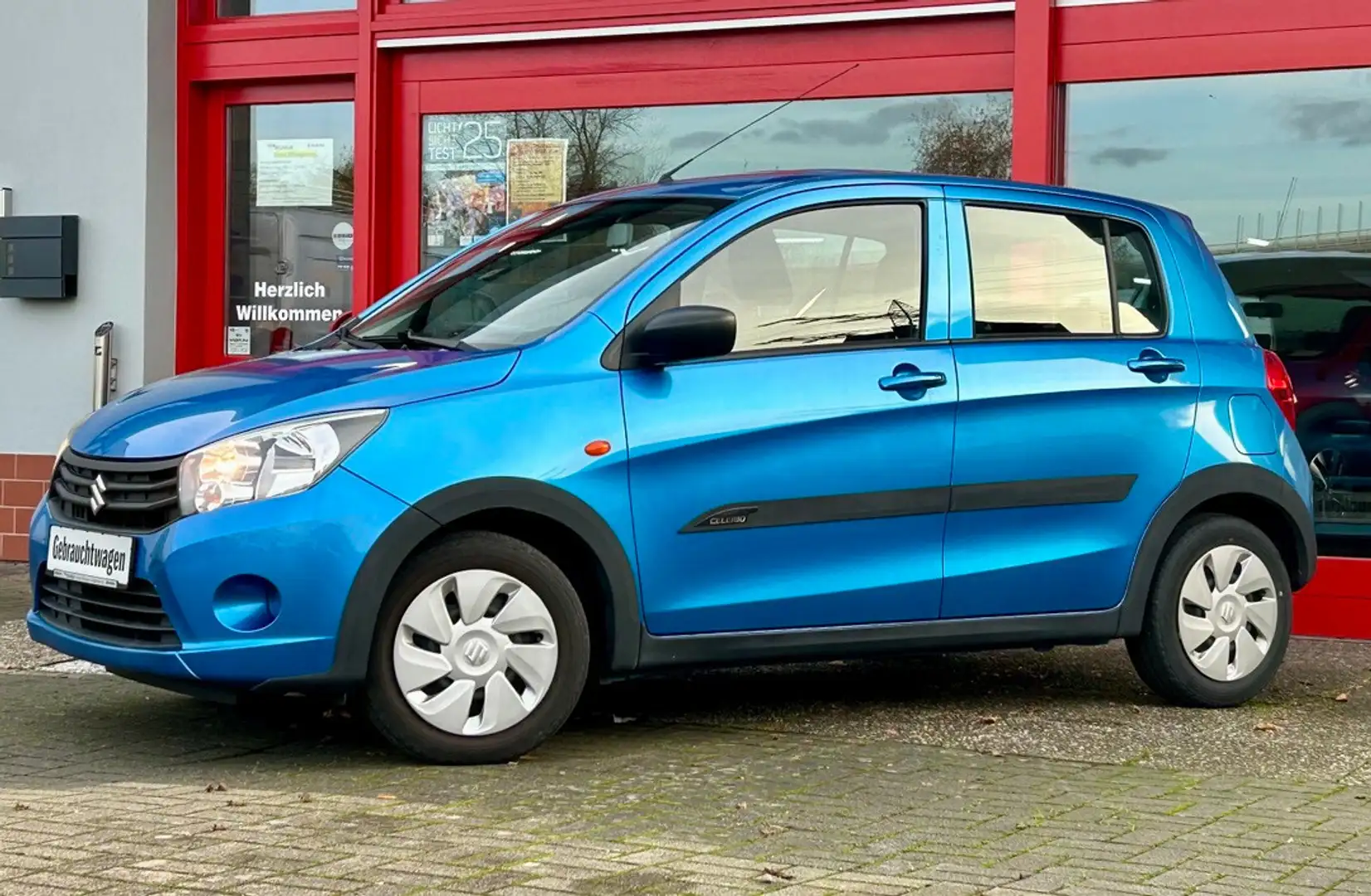 Suzuki Celerio Club Blau - 2