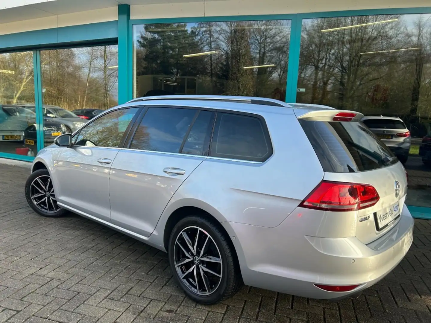 Volkswagen Golf Variant 1.2 TSI 110pk Automaat, Highline, Climate, 17Inch, Argento - 2