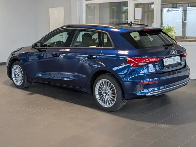 Audi A3 view 9