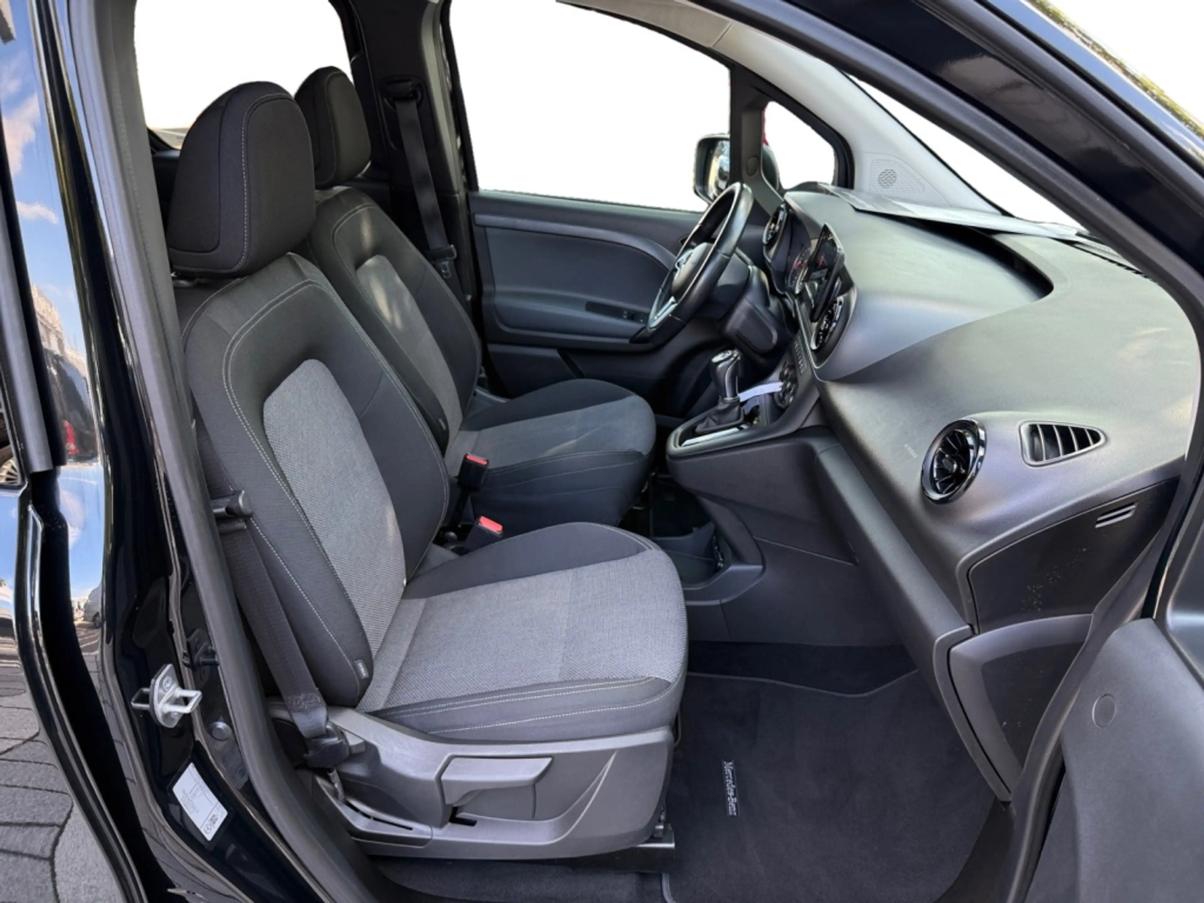 Mercedes-Benz Citan 112 Tourer MBUX+Progressive+AHK+Cam+LED — photo 11